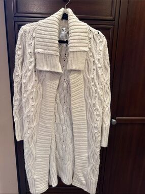 Lou & Grey Cream Cable-Knit Open-Front Cardigan